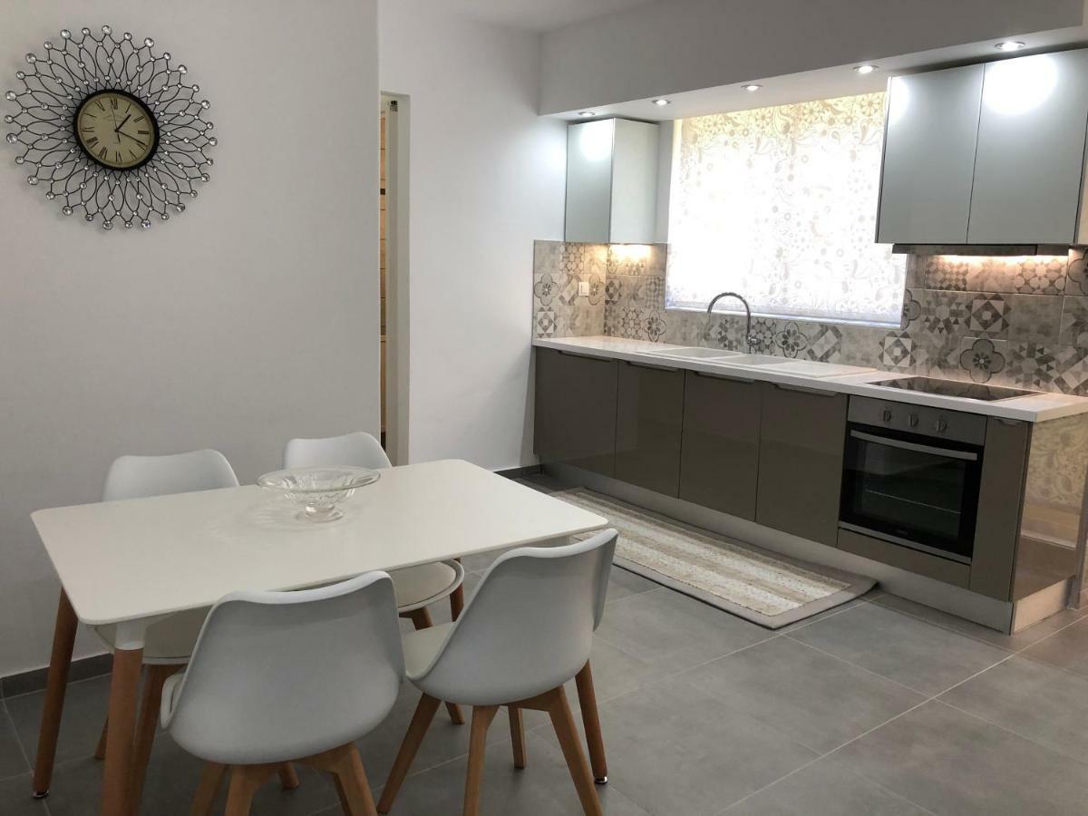 Cosy Apartment In Chalandri เอเธนส์ ภายนอก รูปภาพ